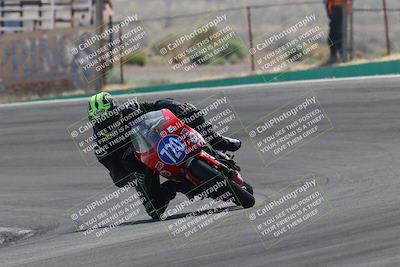 media/Apr-20-2025-AHRMA (Sun) [[393a79c373]]/Race/Group 12/Turn 4b/